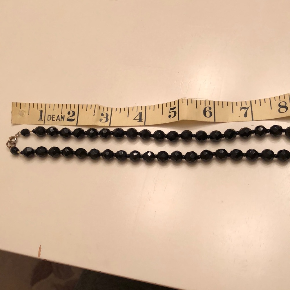 Vintage jet black crystal necklace - Picture 5 of 5